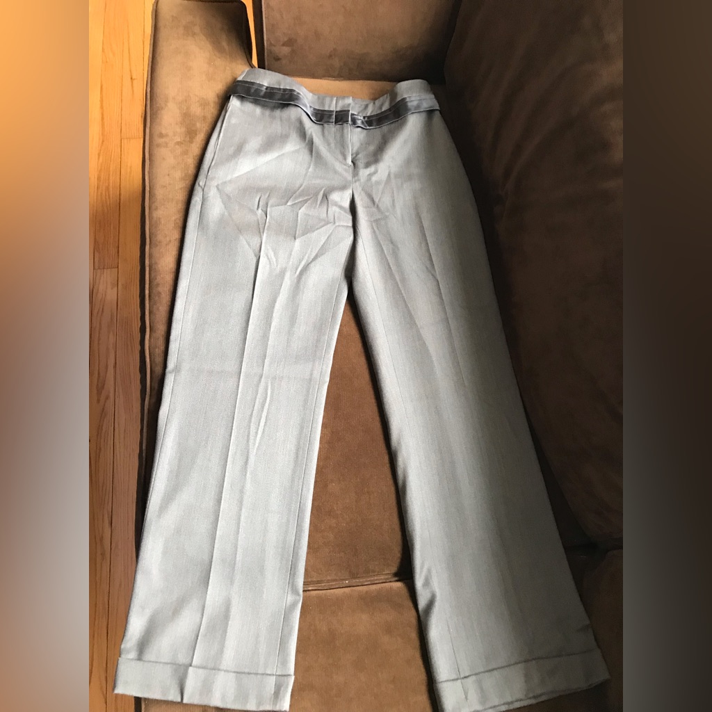 Willie Smith Gray Wide Leg And Cuffs At Bottoms Ribbon Waist Size 4
